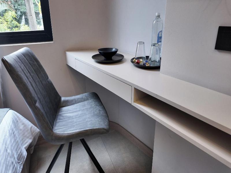 Hotel Living 35 Suites image
