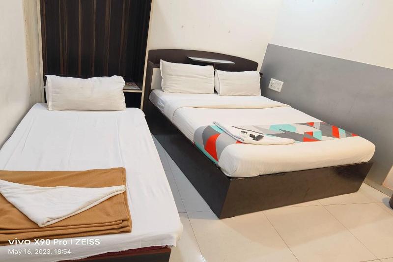 Hotel Mahi image