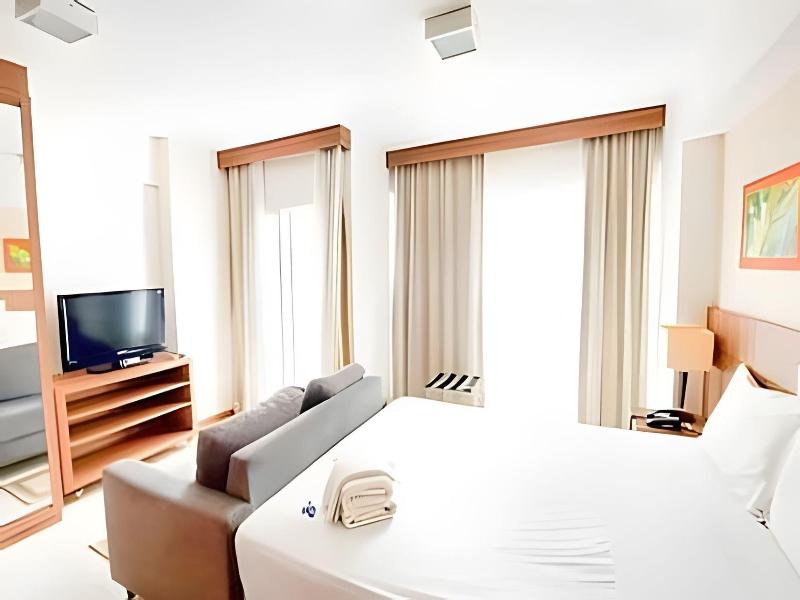 Hotel Saint Moritz - Ozped Flats image