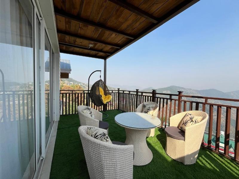 Hotel Wood Winds - A Best Valley View Hotel image