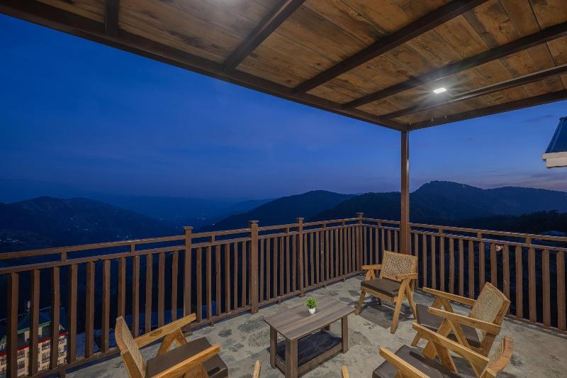 Hotel Wood Winds - A Best Valley View Hotel image