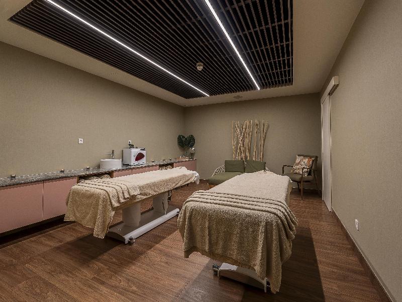 Cenica Porto Hotel, Curio Collection By Hilton image