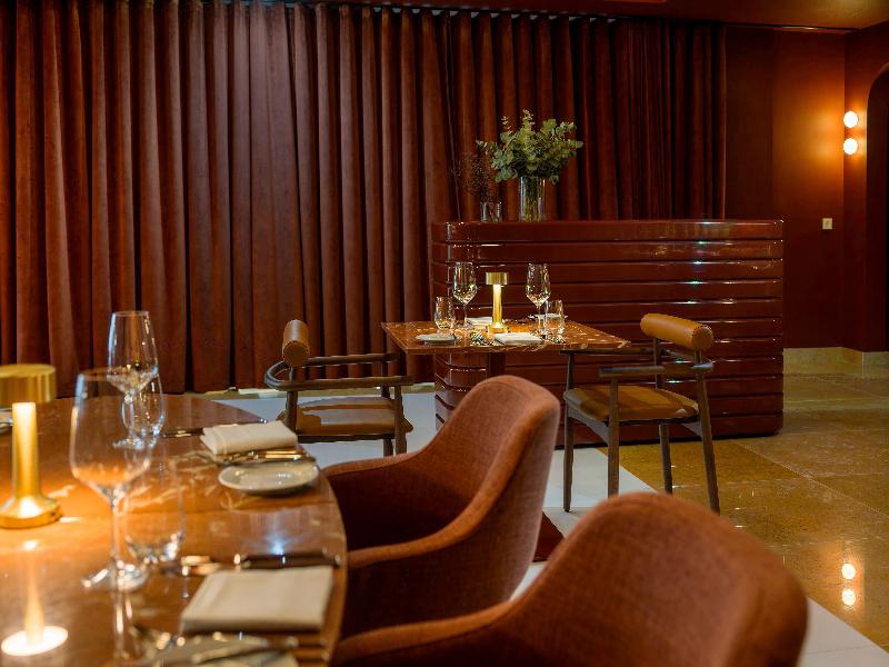 Cenica Porto Hotel, Curio Collection By Hilton image