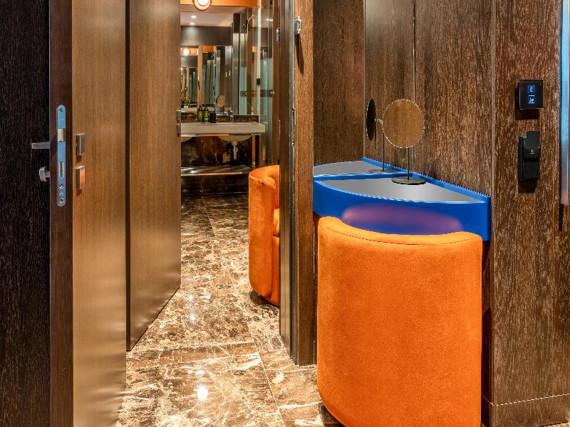 Cenica Porto Hotel, Curio Collection By Hilton image