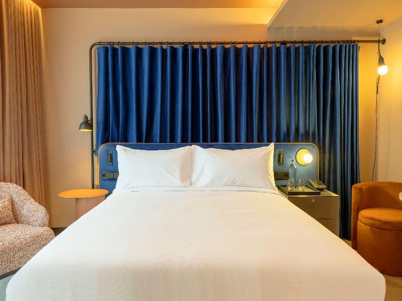 Cenica Porto Hotel, Curio Collection By Hilton image