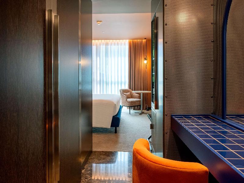 Cenica Porto Hotel, Curio Collection By Hilton image