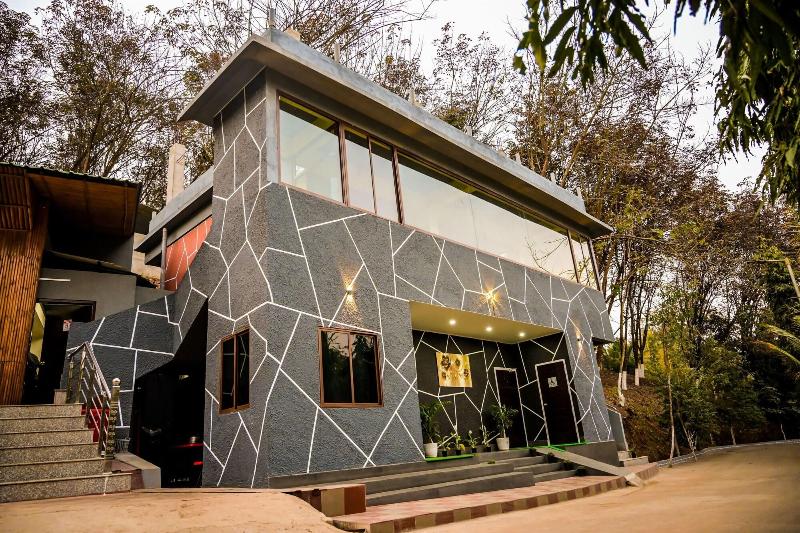 Aranya The Merian Resort image