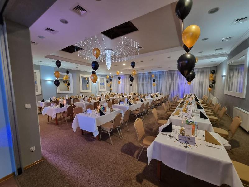 Hotel Chabrowy Dworek image