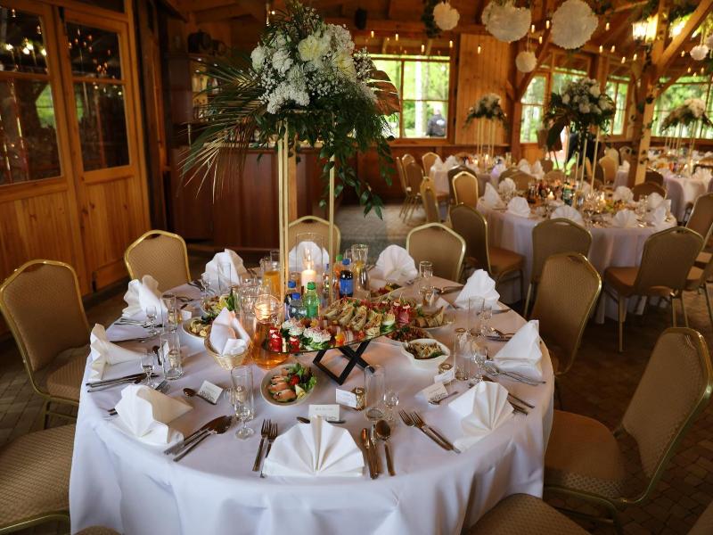 Hotel Chabrowy Dworek image