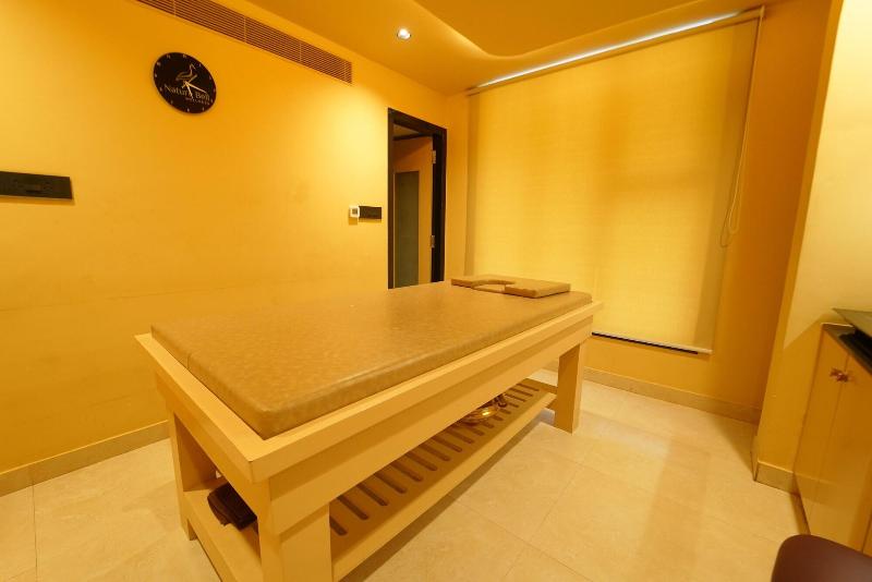 Yuvraj Le Royale image