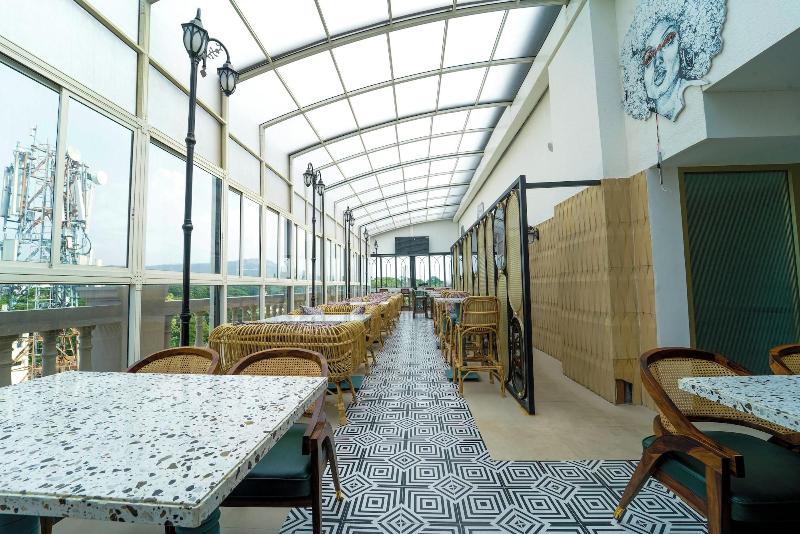 Yuvraj Le Royale image