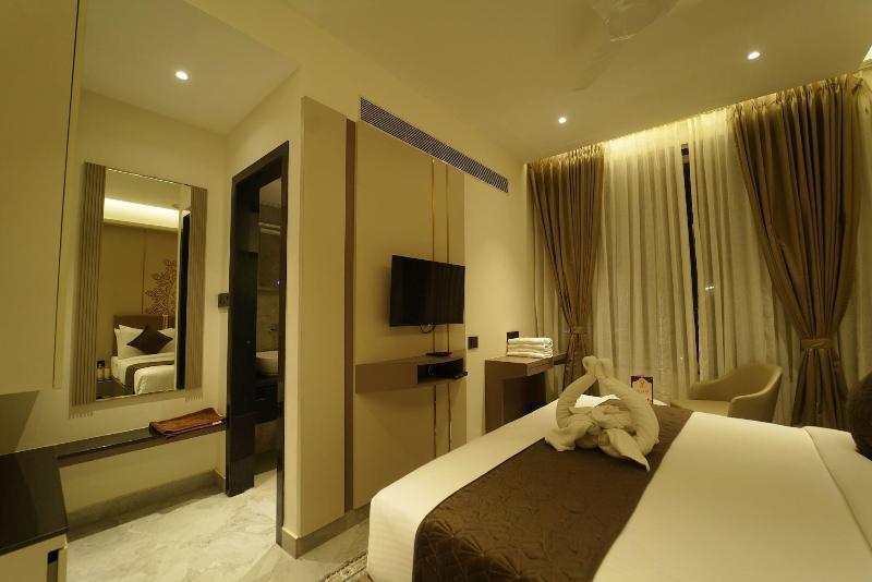 Yuvraj Le Royale image