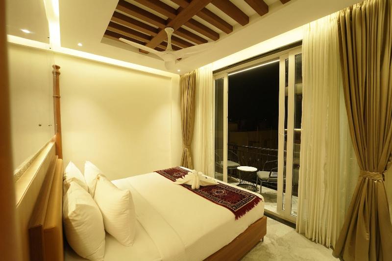 Yuvraj Le Royale image