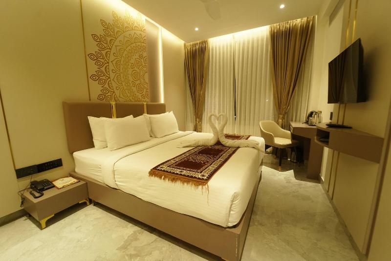 Yuvraj Le Royale image