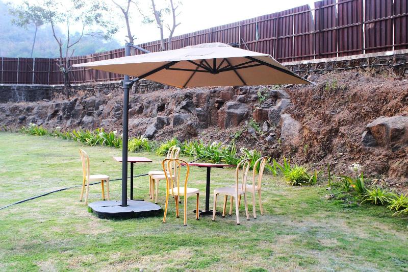Le Jardin Resort And Spa image