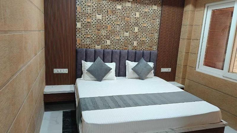 Hotel Asha Delight image
