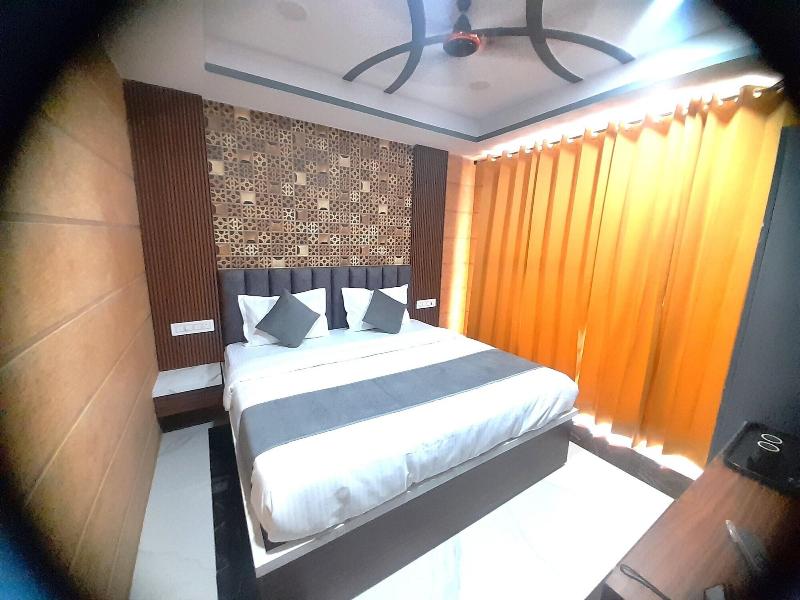 Hotel Asha Delight image