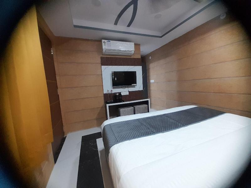 Hotel Asha Delight image