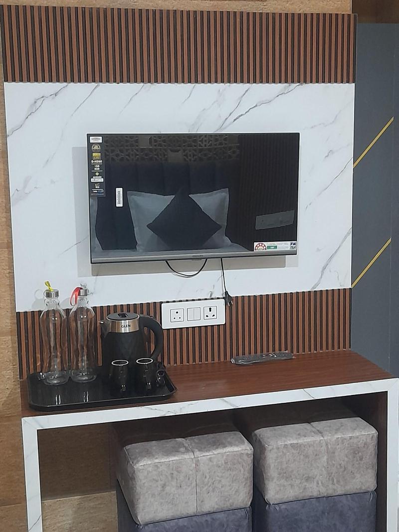 Hotel Asha Delight image