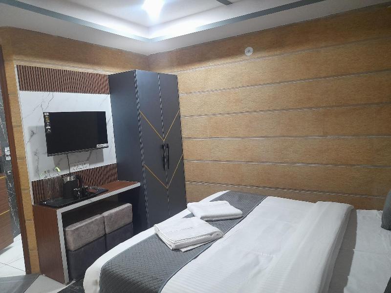 Hotel Asha Delight image