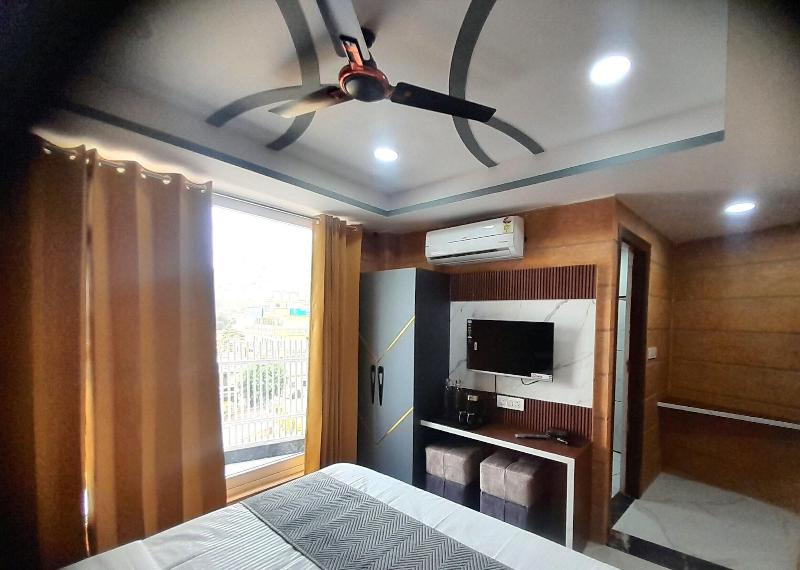 Hotel Asha Delight image