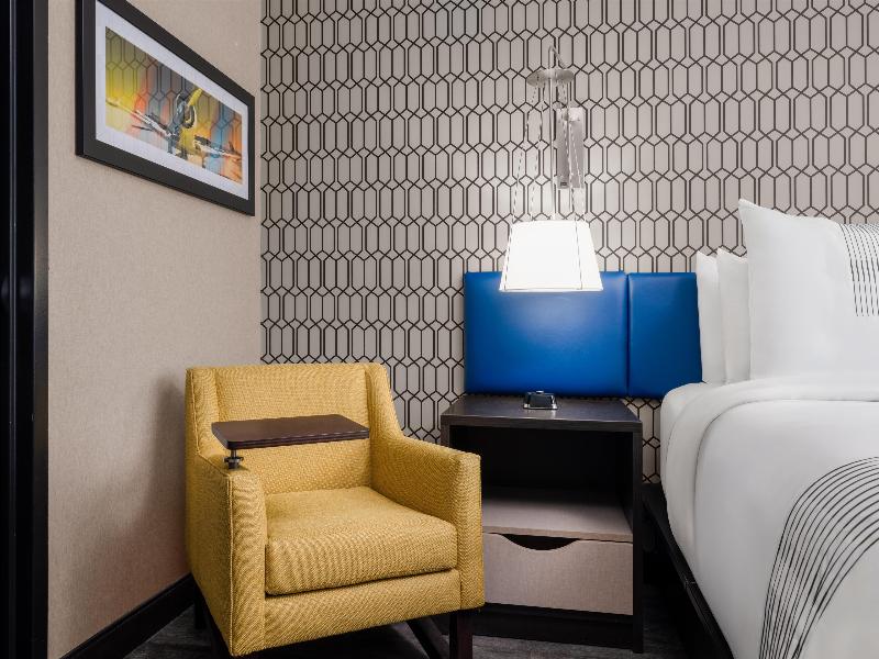 Glo Best Western Bronx NYC image