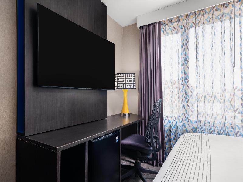 Glo Best Western Bronx NYC image