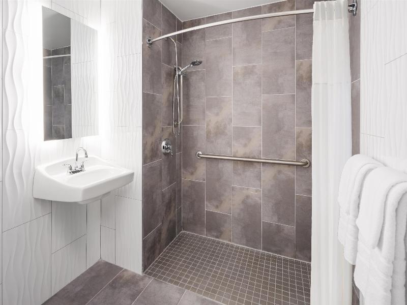 Glo Best Western Bronx NYC image