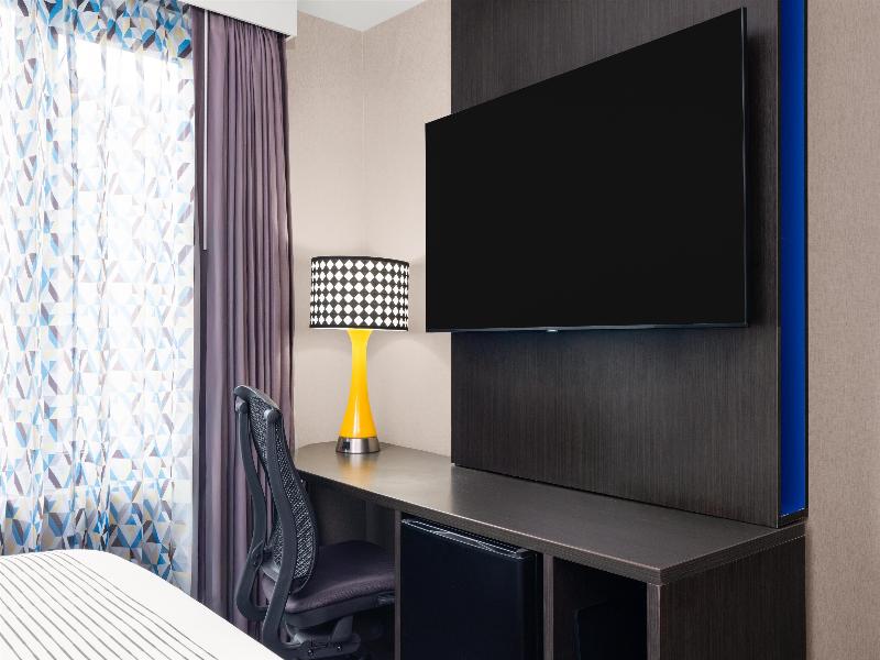 Glo Best Western Bronx NYC image