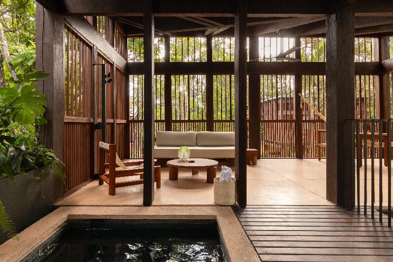 Master Pool Tree House