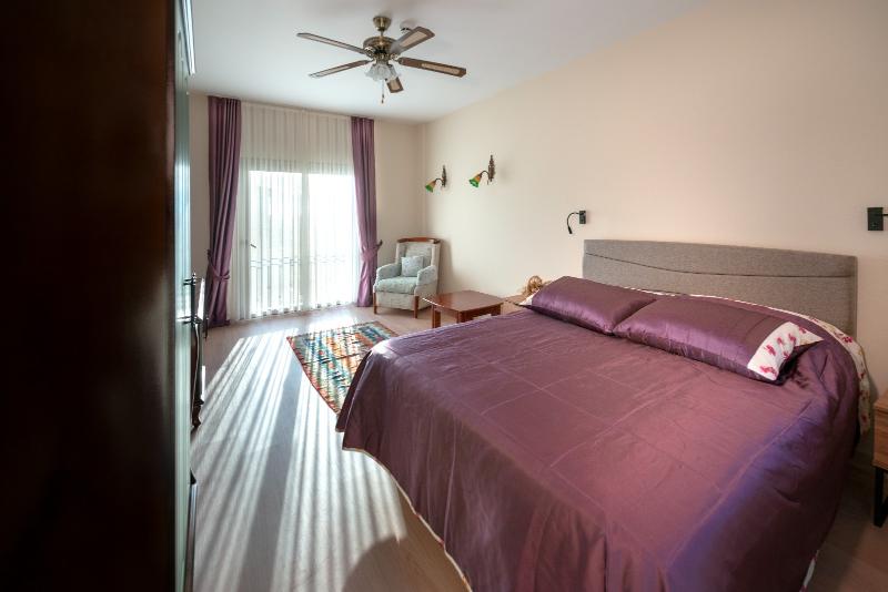 Urla Köstem Müze Otel image