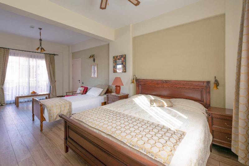 Urla Köstem Müze Otel image