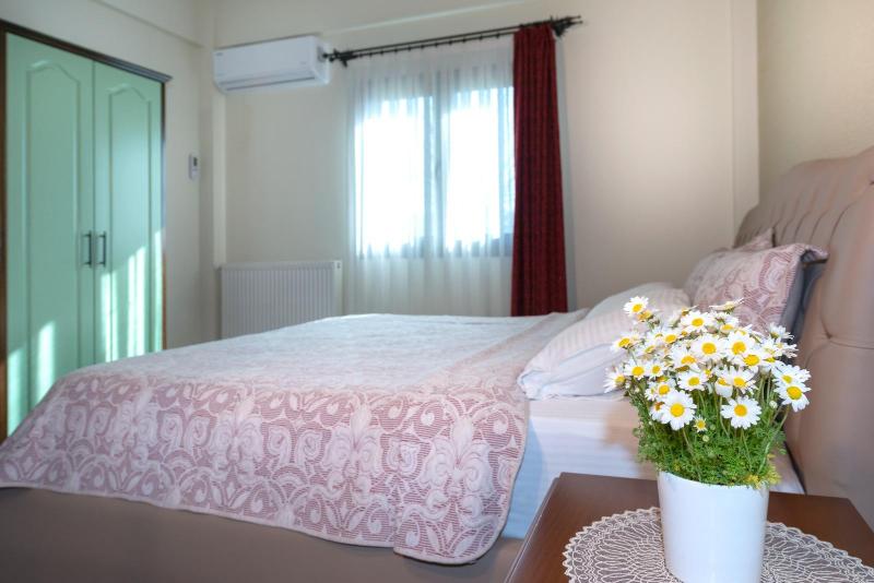 Urla Köstem Müze Otel image
