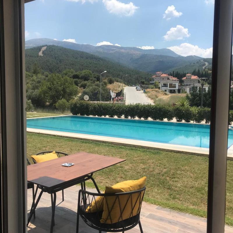 Li̇lyum Hotel image