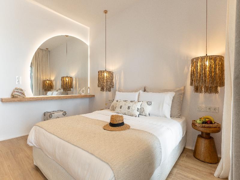 Almiriki Naxos Beachside Living image