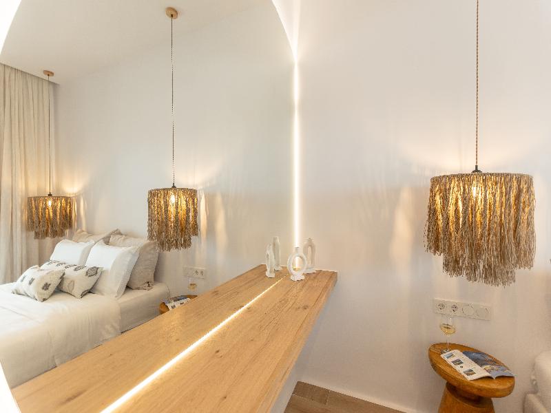 Almiriki Naxos Beachside Living image