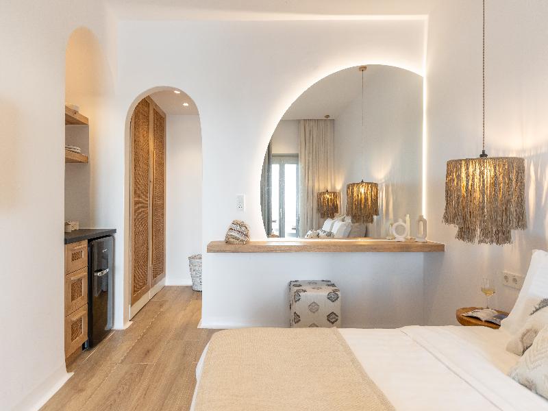 Almiriki Naxos Beachside Living image