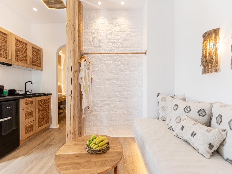 Almiriki Naxos Beachside Living image