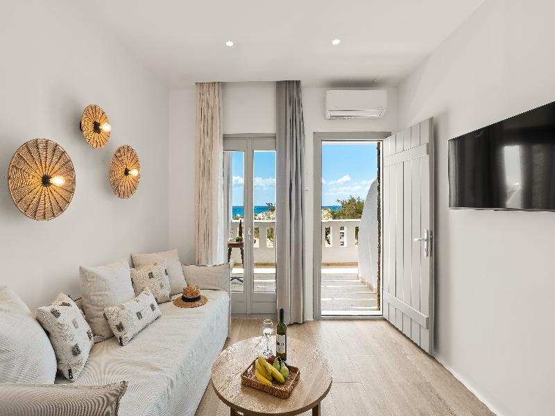 Almiriki Naxos Beachside Living image