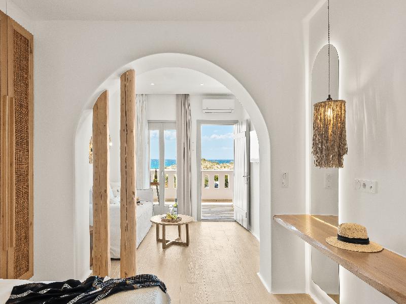 Almiriki Naxos Beachside Living image