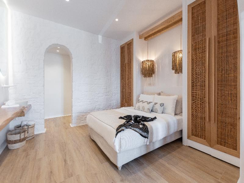Almiriki Naxos Beachside Living image