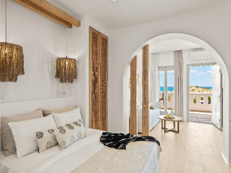 Almiriki Naxos Beachside Living image