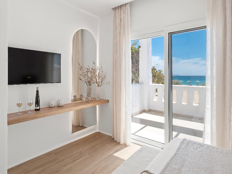 Almiriki Naxos Beachside Living image