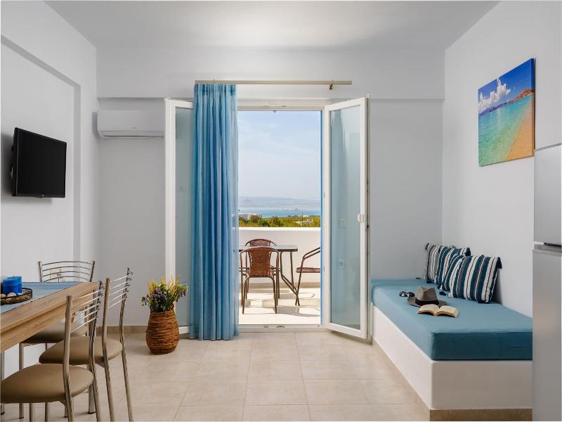 Evripus Suites Naxos image