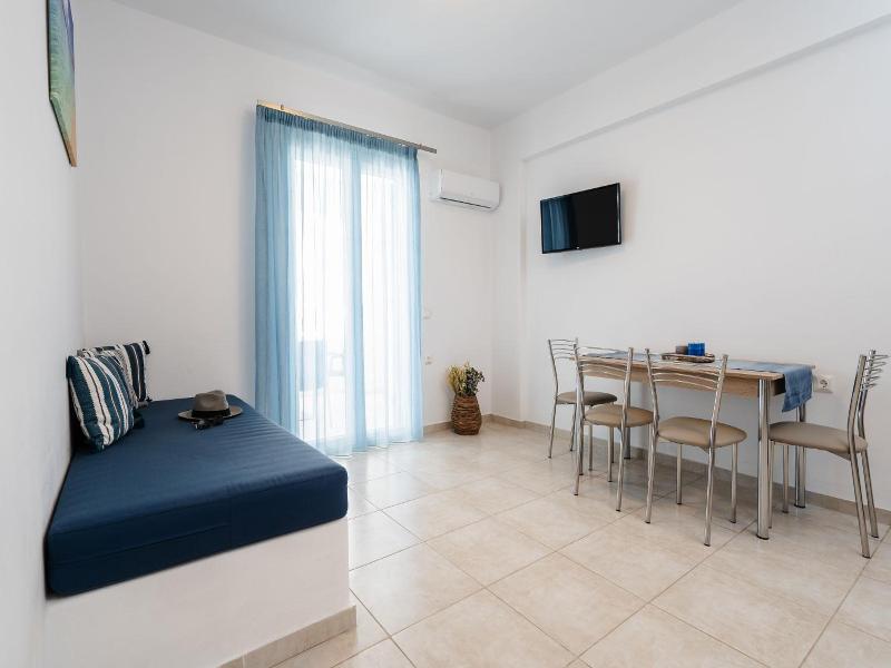 Evripus Suites Naxos image