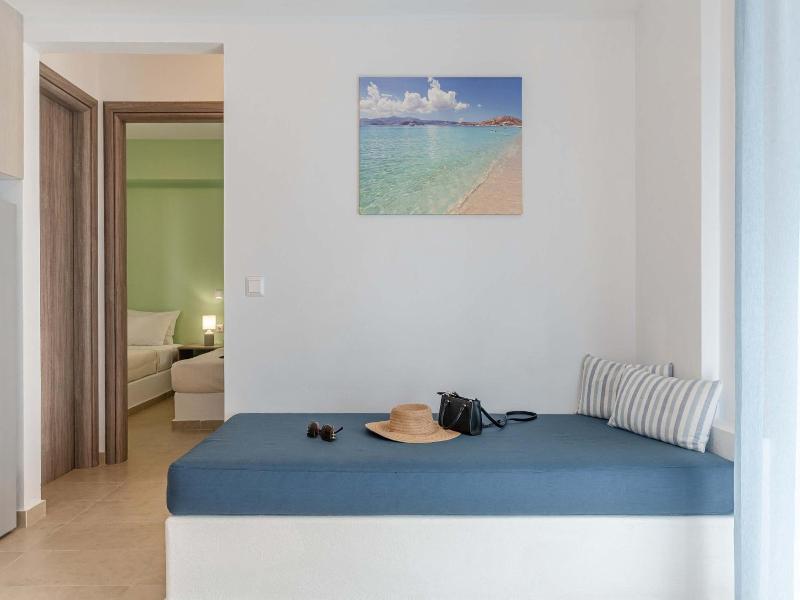 Evripus Suites Naxos image
