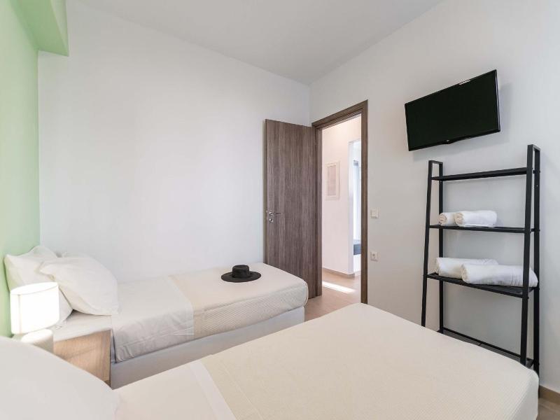 Evripus Suites Naxos image