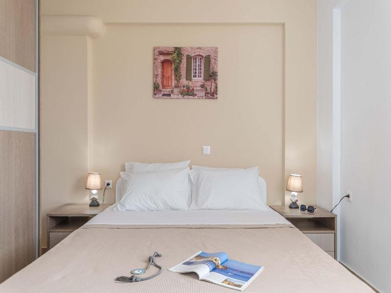 Evripus Suites Naxos image