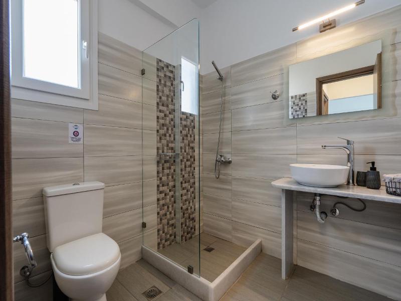 Evripus Suites Naxos image