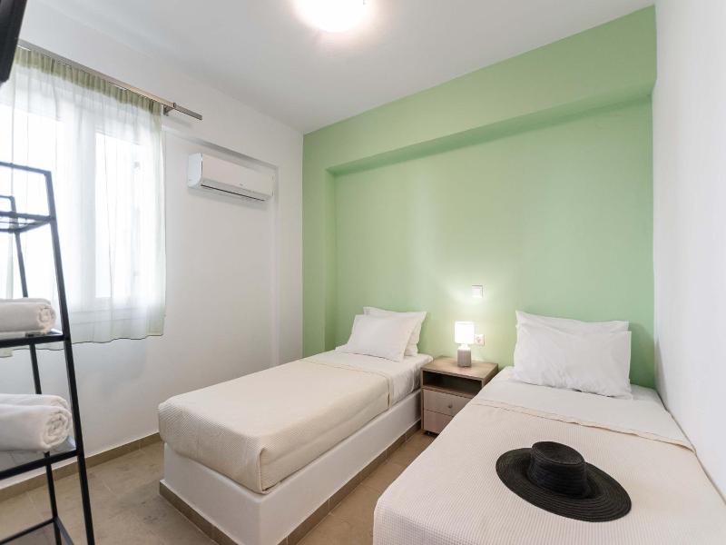 Evripus Suites Naxos image